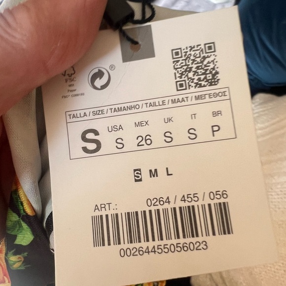 Zara woman’s floral cross Neck bodysuit top - Picture 16 of 16